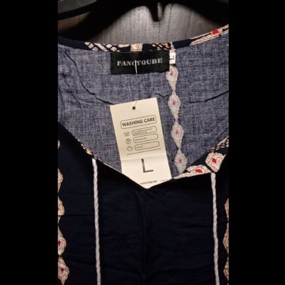 Fancyqube free flowing Women's Top - Sz. L - Picture 3 of 6